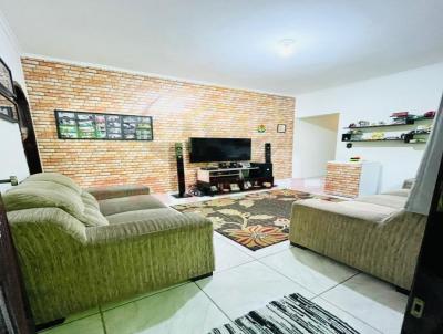 Casa / Sobrado para Venda, em Santo Andr, bairro Parque Novo Oratrio, 2 dormitrios, 1 banheiro, 1 sute, 2 vagas