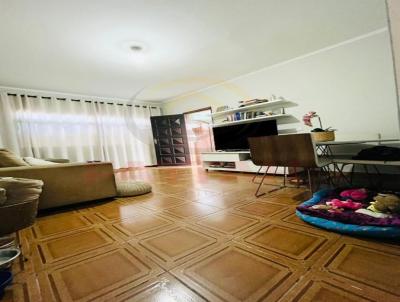 Casa / Sobrado para Venda, em Santo Andr, bairro Vila Vitria, 3 dormitrios, 2 banheiros, 2 vagas